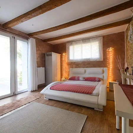 Apartamento Il Melograno Con Idromassaggio *